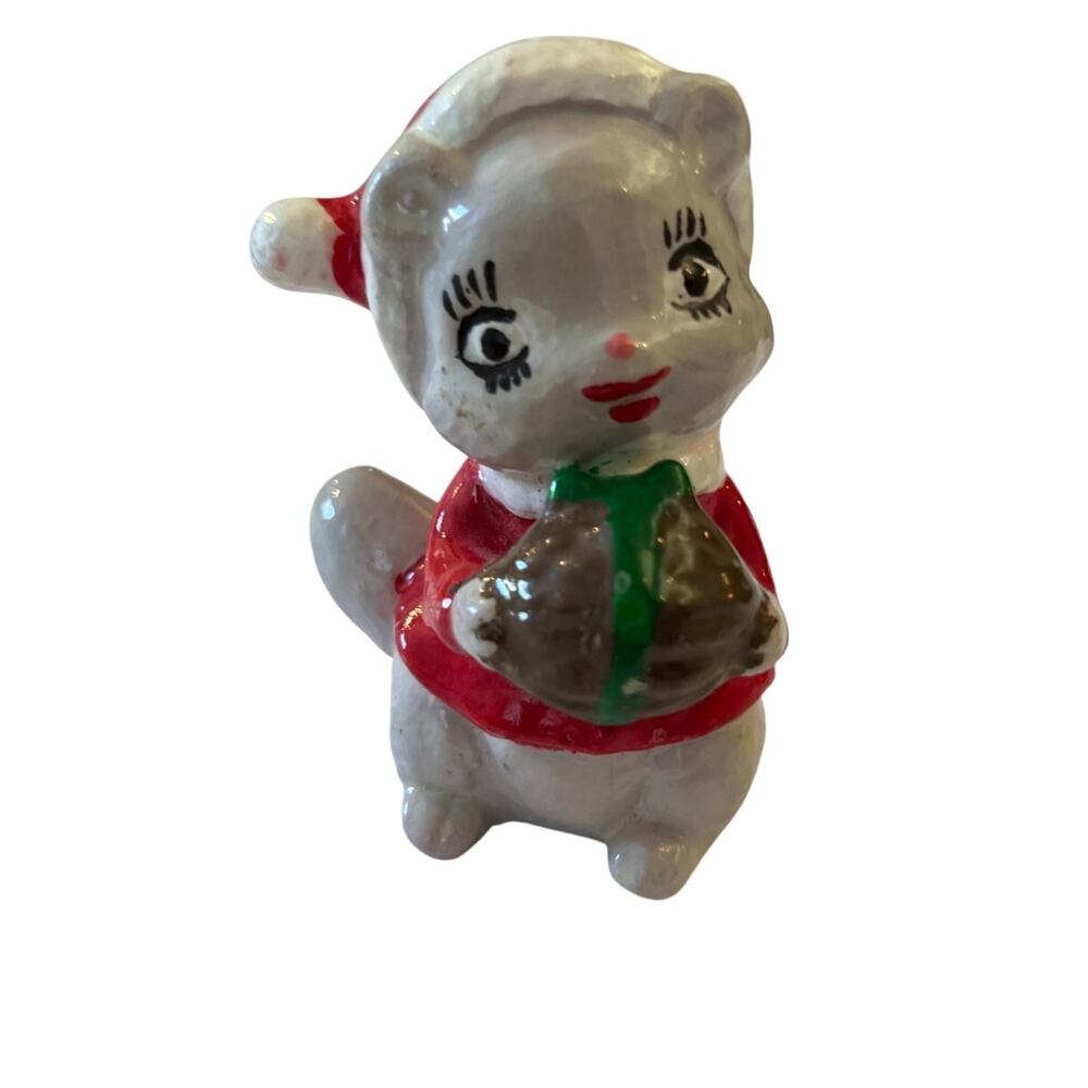 Vtg Christmas Mouse Figurine Santa Suit Holding‎ Nut Long Lashes MCM Japan Napco